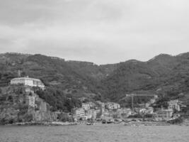 cinque terre en italie photo