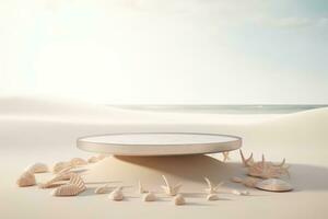vide rond beige Plate-forme podium sur le plage sable. photo
