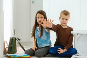 Arrêtez harcèlement fille garçon photo