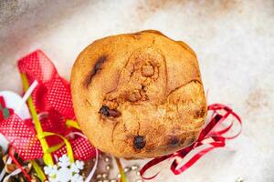 panétone Noël gâteau vacances cuisson sucré dessert Nouveau année traiter Noël fête repas nourriture casse-croûte sur le table copie espace nourriture Contexte rustique Haut vue photo