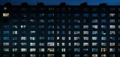 sombre soviétique bâtiments Russie dépressif confort fond d'écran téléphone intelligent photo façade nuit lumières