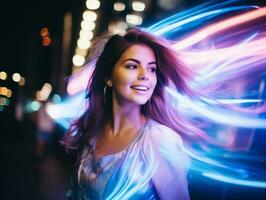 femme en marchant en toute confiance par le vibrant néon allumé des rues ai génératif photo