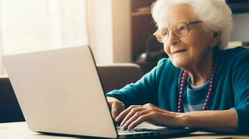 un personnes âgées femme apprentissage à code sur une ordinateur portable, difficile âge - en relation stéréotypes. génératif ai photo