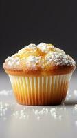 vanille muffin petit gâteau sur blanc Contexte isolé image nourriture ai généré photo