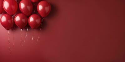 rouge des ballons sur une rouge arrière-plan, avec espace pour texte. le bannière est rouge. génératif ai photo