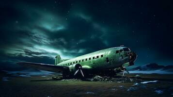 abandonné avion dans le nuit ciel Contexte photo