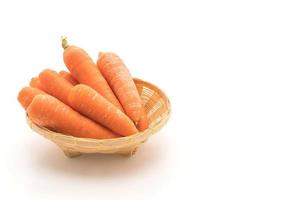 Petites carottes sur fond blanc photo