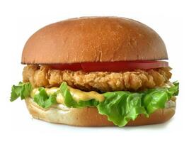 Burger avec poulet et salade sur blanc Contexte photo