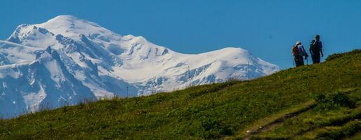 paysage de le Alpes dans France dans été photo