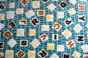 alphabets sur le concept d'éducation de tapis
