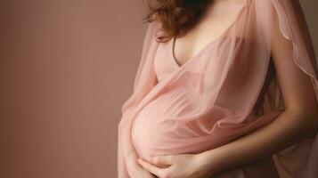 femme Enceinte attendant maternité rose robe maman, ai photo