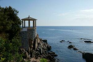 camino de ronda sur la costa brava catalane, s'agaro, espagne photo