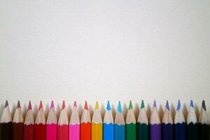 crayons de couleur dans ligne photo