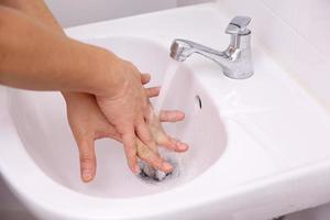 se laver les mains en bonne santé photo