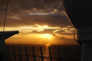 jumelles d'un bateau de croisière photo