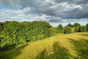 plus magnifique Britanique campagne paysage à aiguiser claquettes vallée de Angleterre luton, Royaume-Uni. image a été capturé sur juin 24, 2023 photo