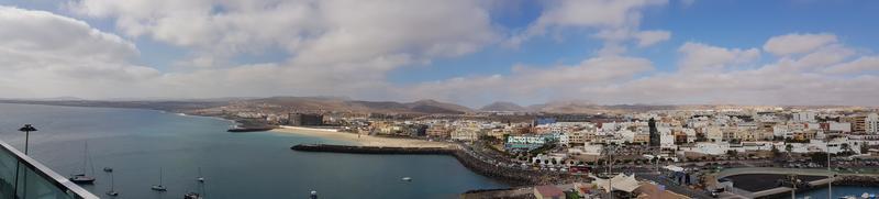 puerto del rosario du point de vue du terminal de croisière photo