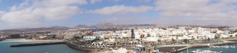 puerto del rosario du point de vue du terminal de croisière photo