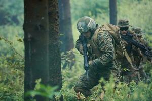 les marines capturent un terroriste vivant photo