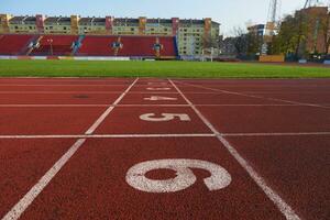 vue sur la piste d'athlétisme photo