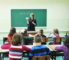 apprendre la biologie à l'école photo