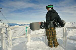 homme hiver neige ski photo