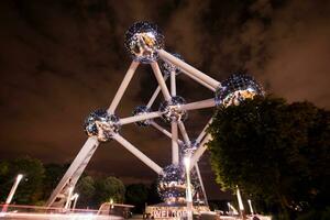 atomium bâtiment dans Bruxelles photo