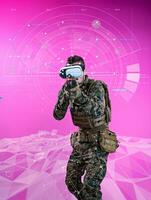 soldat utilisant un casque de réalité virtuelle photo