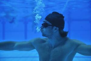 piscine sous l'eau photo