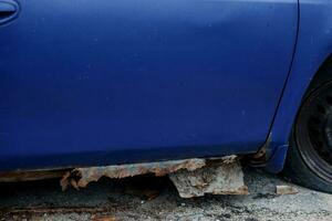 voiture avec rouille et corrosion. photo