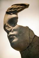 statue de visage en marbre de la Grèce antique photo