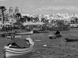 Malte île dans le méditerranéen mer photo