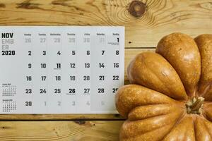 novembre 2020 mensuel calendrier sur bois photo