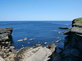 falaises et atlantique océan, rochers canyon et lagune, beauté dans la nature. vacances Voyage Contexte photo