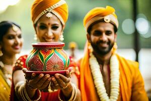 une couple dans traditionnel Indien tenue en portant une pot. généré par ai photo