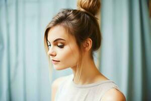 une magnifique la mariée avec une chignon coiffures pour longue cheveux Regardez de dos. une femelle coiffure arrière vue concept par ai généré photo