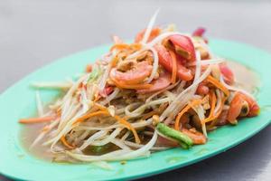 salade de papaye épicée - som tum - cuisine thaïlandaise