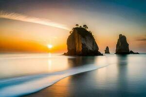 le Soleil ensembles derrière Trois Roche formations sur le plage. généré par ai photo