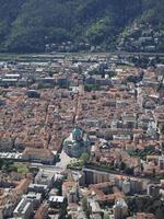 vue aérienne de côme, italie photo