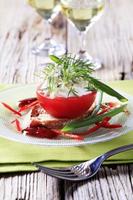 tomate farcie au fromage photo