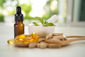 capsule organique à base de plantes de médecine alternative avec de la vitamine e