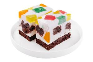 gelée gâteau avec coloré des fruits et baies à l'intérieur photo