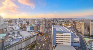 Miyazaki city centre-ville skyline cityscape à kyushu, japon photo