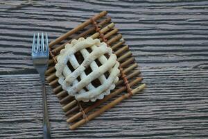 tranche de Pomme tarte gâteau sur une assiette photo