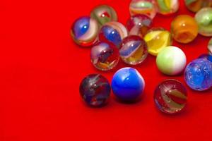 jeu jouet boule ronde en verre marbre pour enfants photo