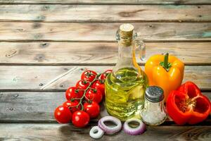 en bonne santé aliments. mûr biologique des légumes avec épices. photo