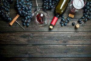 du vin Contexte. rouge du vin avec un tire-bouchon. photo