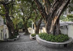 calcada do carmo ruelle de style colonial portugais dans le vieux quartier de taipa de macao chine photo