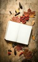 vieux livres et l'automne feuilles. photo