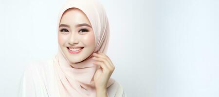 Jeune malais musulman femme souriant avec copie espace. ai généré photo